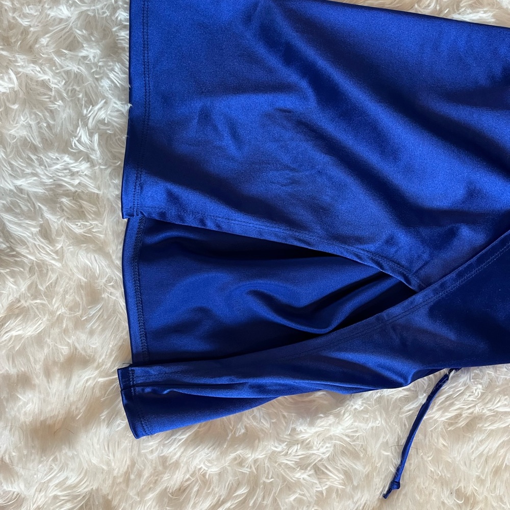 tight navy blue formal dress